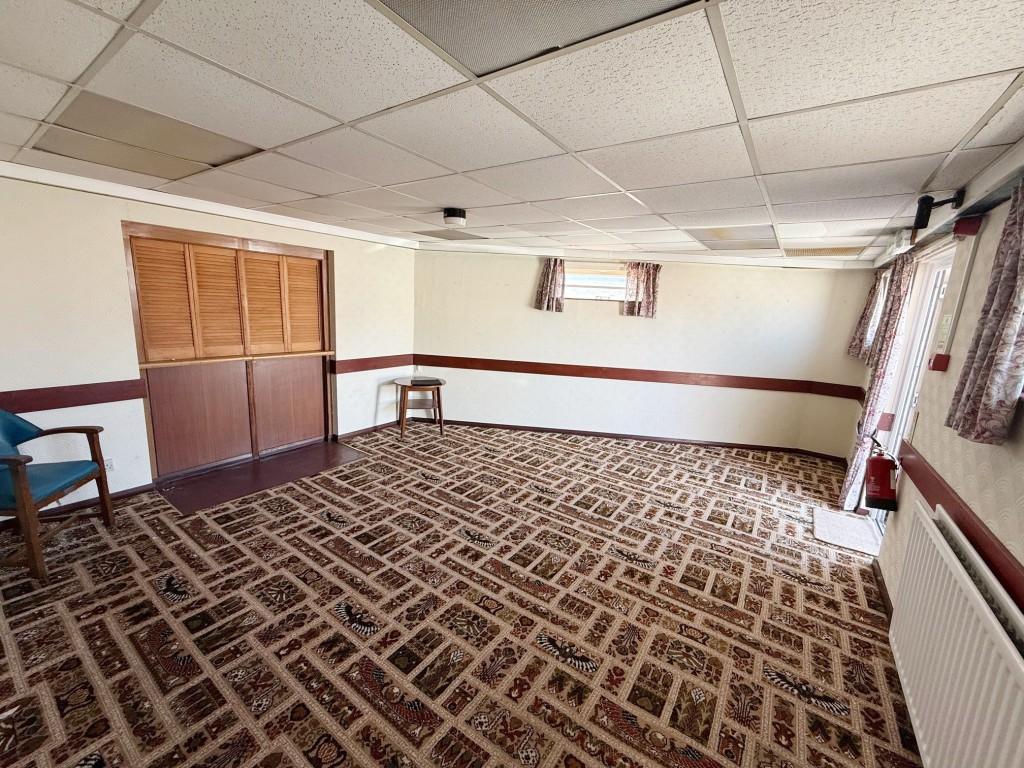 Side function room