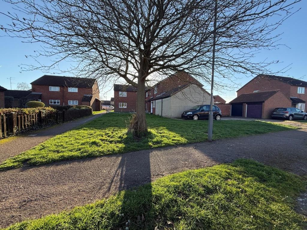 Alternative view of land opposite Enborne Close
