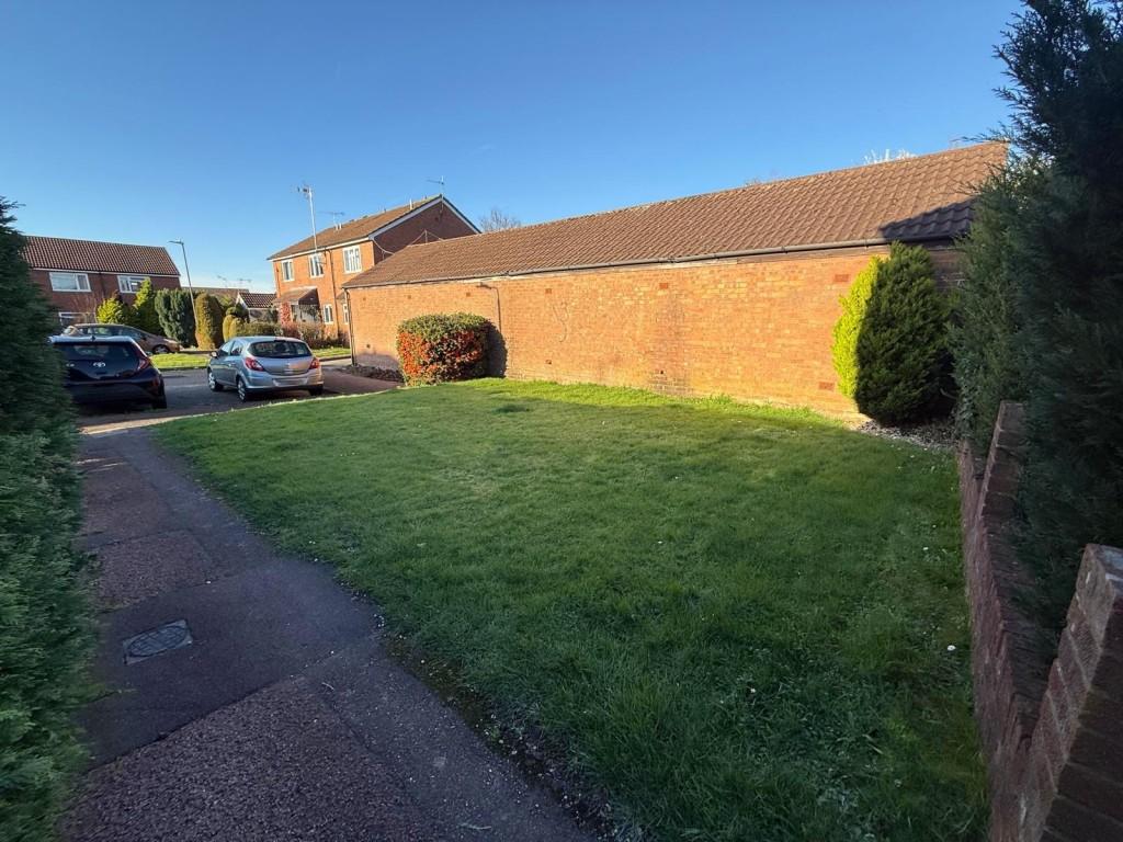 Alternative view of land at Eden Close