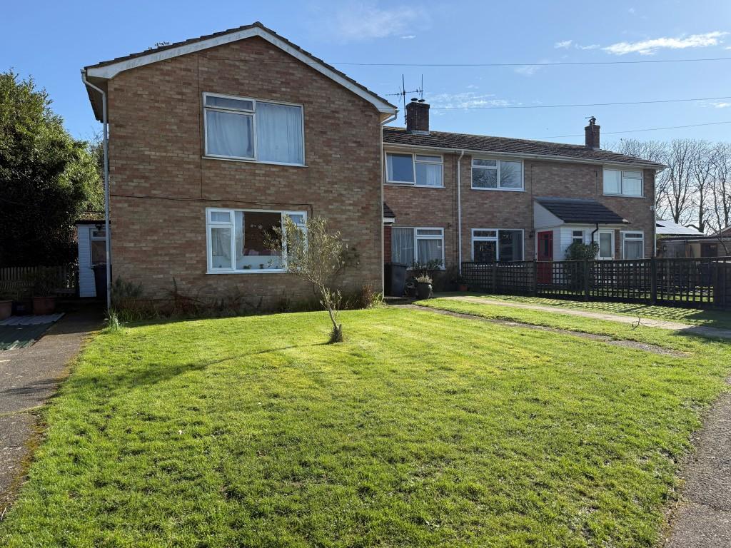 Front view of property with garden and pathway