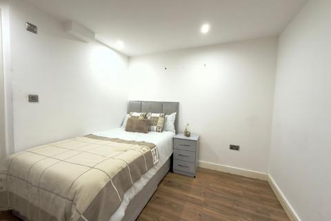 undefined, Bond Street, Birmingham B19