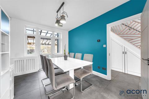 3 bedroom terraced house for sale, Winchester Avenue, London NW9