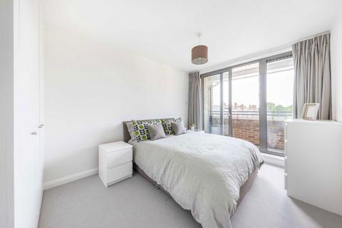 1 bedroom flat for sale, Heathfield Square, London SW18