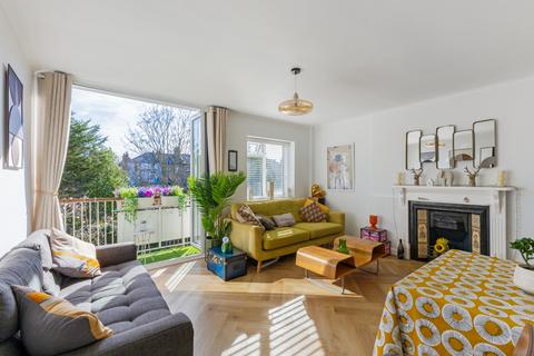 undefined, Tufnell Park Road London N7