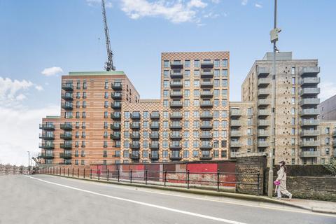 Danvers Avenue, Battersea, SW11