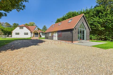 4 bedroom detached house for sale, Layer Road, Colchester CO2