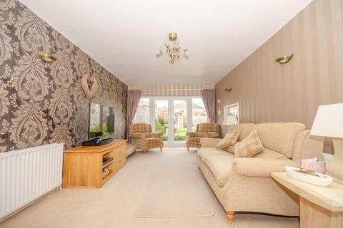 3 bedroom house for sale, Badminton Road, Downend, Bristol, BS16 6NR