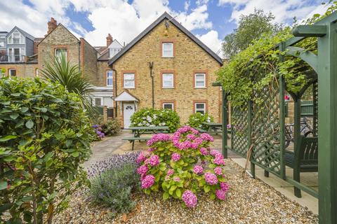 undefined, Emanuel Avenue, Acton, London, W3