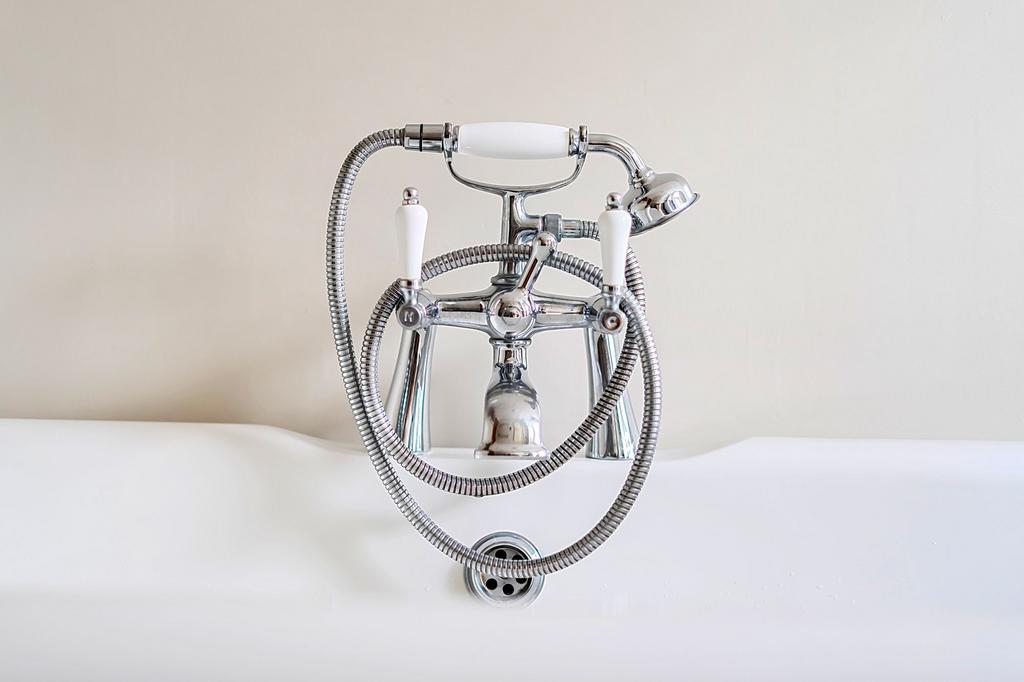 En suite Bath Taps