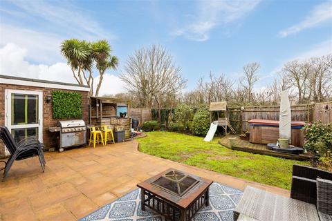 5 bedroom detached house for sale, Kithurst Close, Goring