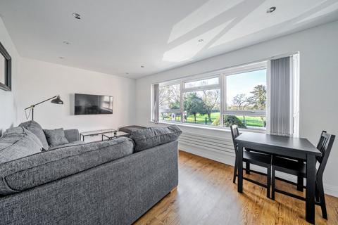 undefined, Boston Road, Hanwell, London, W7