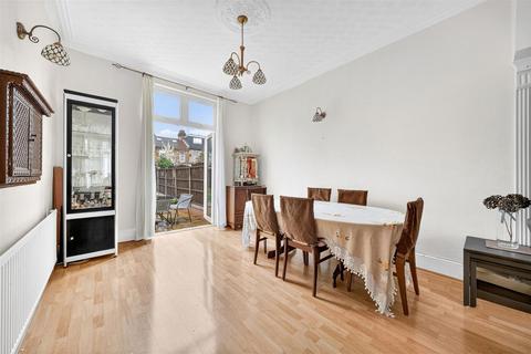 undefined, Seven Kings Road, Seven Kings