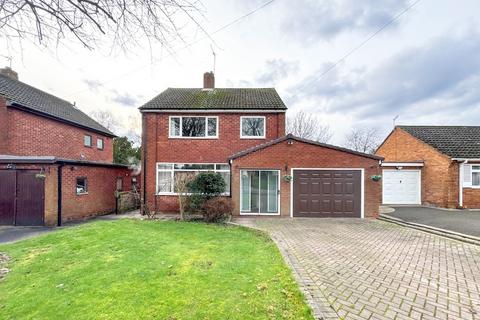 3 bedroom detached house for sale, Autumn Close, High Heath, Pelsall