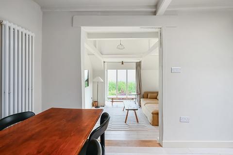 2 bedroom house for sale, School Hill, Winchelsea, East Sussex TN36 4HL