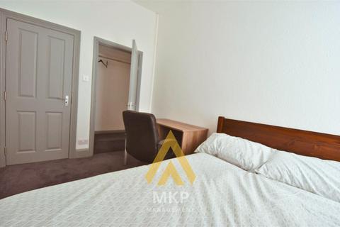 1 bedroom end of terrace house to rent, Derry Avenue, Plymouth PL4