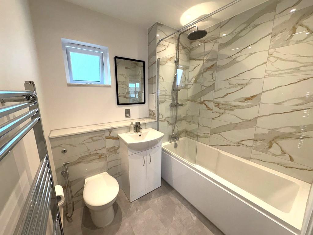 49 Lime Court Bath2