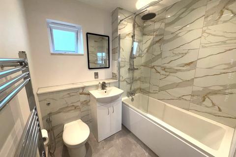 1 bedroom apartment to rent, Lime Court, Harrow HA2