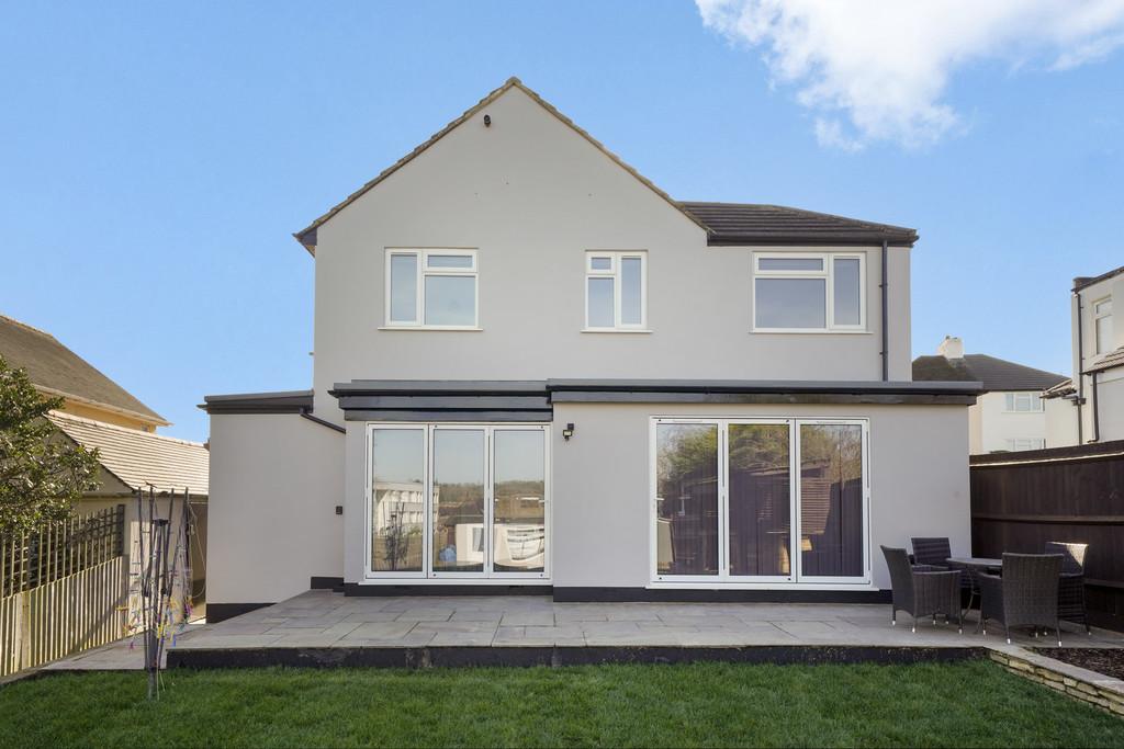 6 Colchester Road - aqw1 FFF3x5p Bet K3 A177