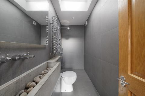 undefined, Colchester Road, Northwood HA6