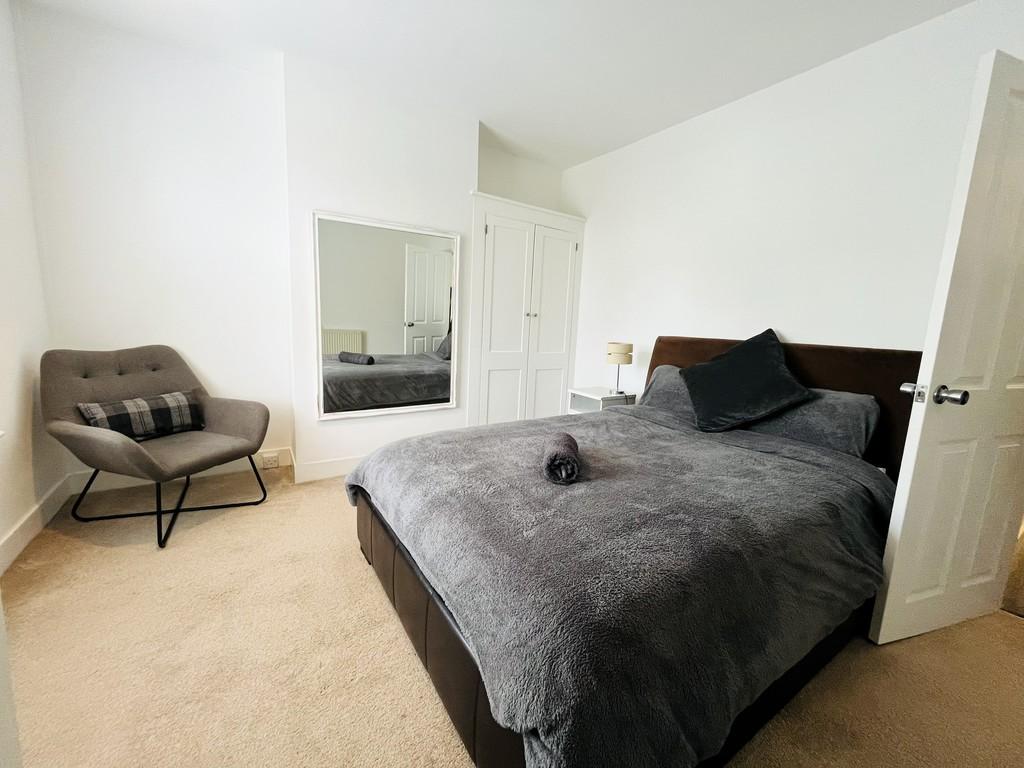 Bedroom 2 (1)