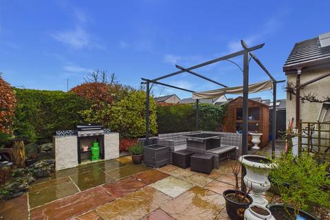 2 bedroom detached bungalow for sale, 17 Collinfield, Kendal, Cumbria, LA9 5JD