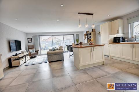 2 bedroom detached bungalow for sale, Whiterocks Grove, Whitburn