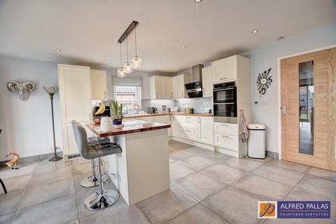2 bedroom detached bungalow for sale, Whiterocks Grove, Whitburn