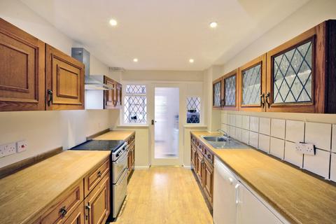 3 bedroom terraced house for sale, French Gardens, Blackwater