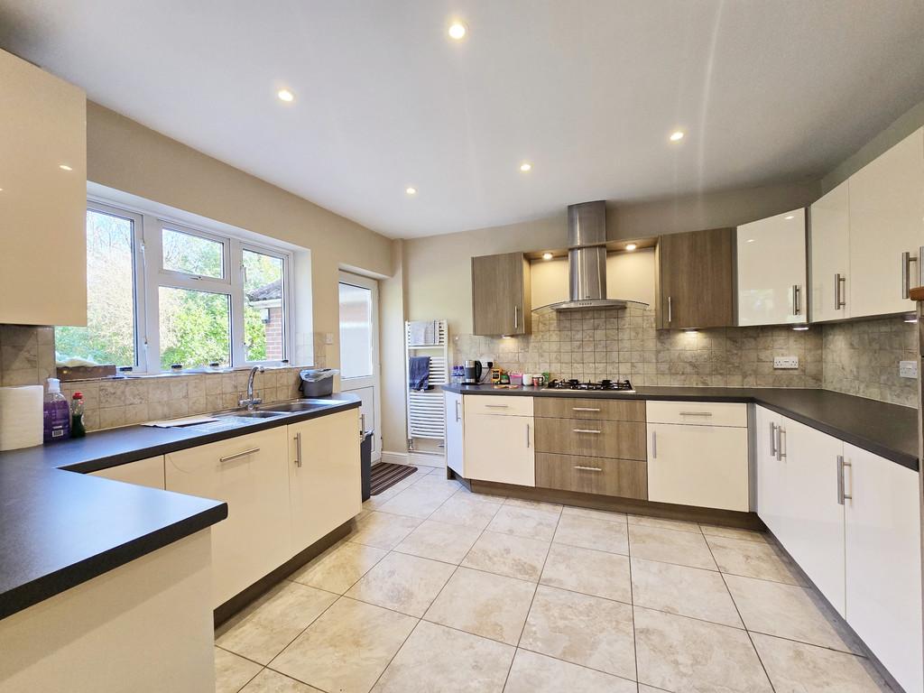 6 BL Kitchen