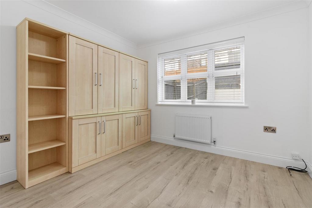 Bedroom 4/Optional Study