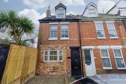 3 bedroom end of terrace house for sale, Myrtle Road, Folkestone, CT19