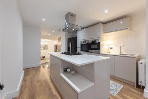 3 bedroom end of terrace house for sale, Myrtle Road, Folkestone, CT19