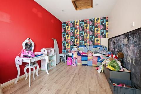 undefined, Glaive Avenue, Stirling FK7