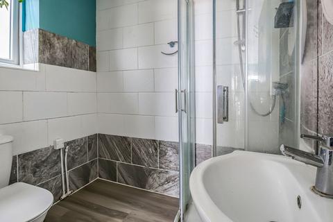 2 bedroom apartment for sale, Southbourne Overcliff Drive