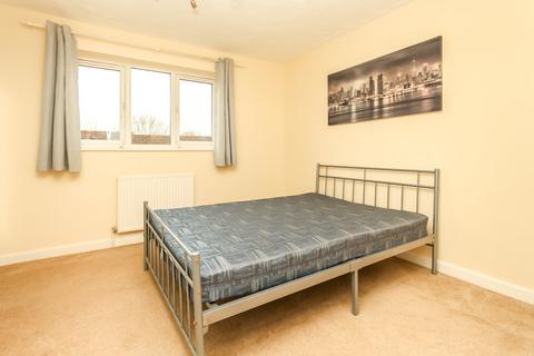 undefined, Elizabeth Close, Wellingborough NN8