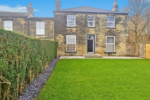 3 bedroom terraced house to rent, Bath Lane, Leeds LS13
