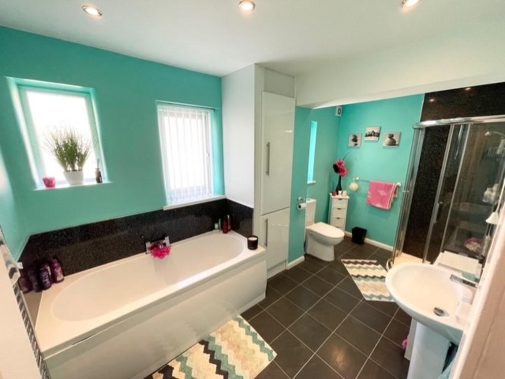 Familybathroom