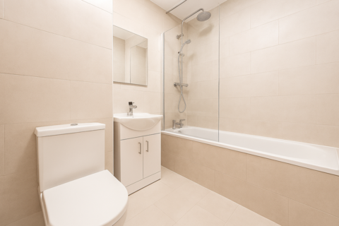 2 bedroom flat to rent, Whinchat Road, London, SE28