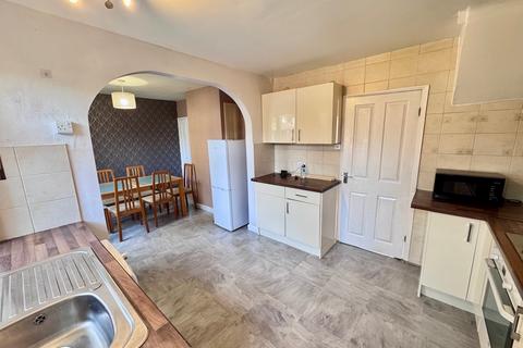 3 bedroom house to rent, Sturgeon Avenue, Nottingham, NG11