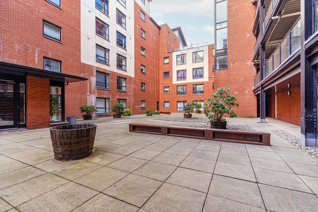 Residents Courtyard