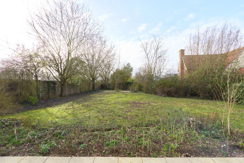 7 Clopton Park 2302260045