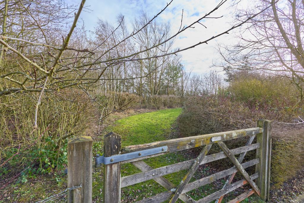 7 Clopton Park 2302260049