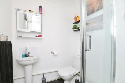 1 bedroom flat for sale, Alexander Court, Mill Road, Rochester, Kent, ME2