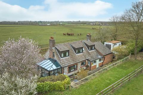 undefined, Maypole Lane, Newmarket CB8