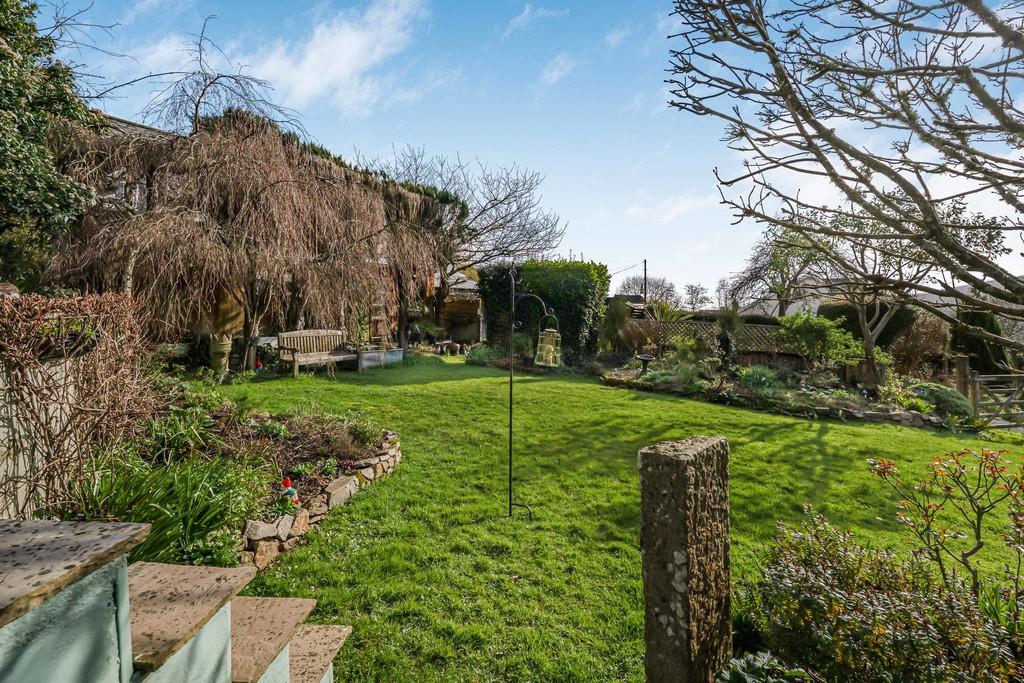 Garden (3)