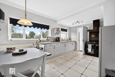 undefined, Windsor Avenue, Radyr, Cardiff