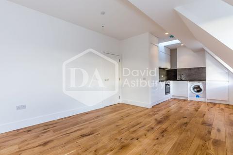 2 bedroom apartment to rent, Mount View Road, Stroud Green, London