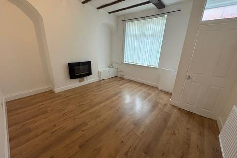2 bedroom terraced house to rent, Brideoake Street, Lancashire WN7