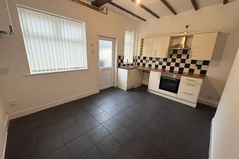2 bedroom terraced house to rent, Brideoake Street, Lancashire WN7