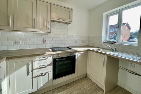 2 bedroom semi-detached house to rent, Lodge Close, Melton Mowbray